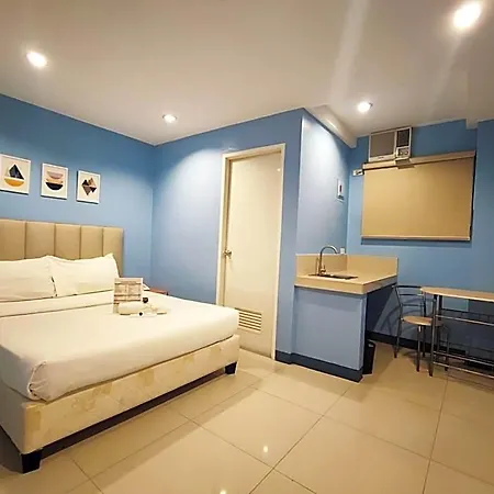 Glory Hotel Cubao