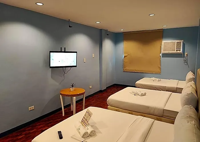 Glory Cubao Hotel